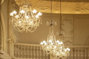 restauration-lustrie-hotel-corinthia-astoria-lustrerie-goosse